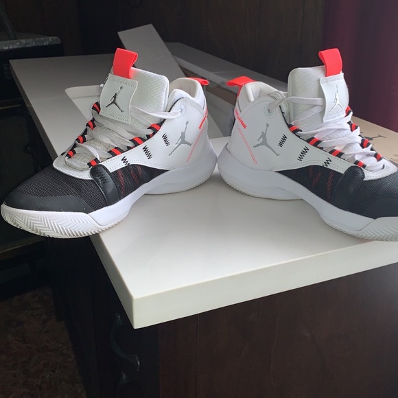Jordan Jumpman 2020 - Picture 3 of 3